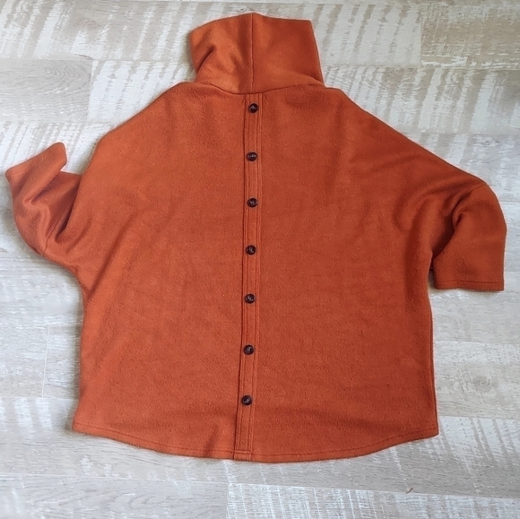 Boho Chic Cowl Neck Oversized Sweater - Picture 9 of 14